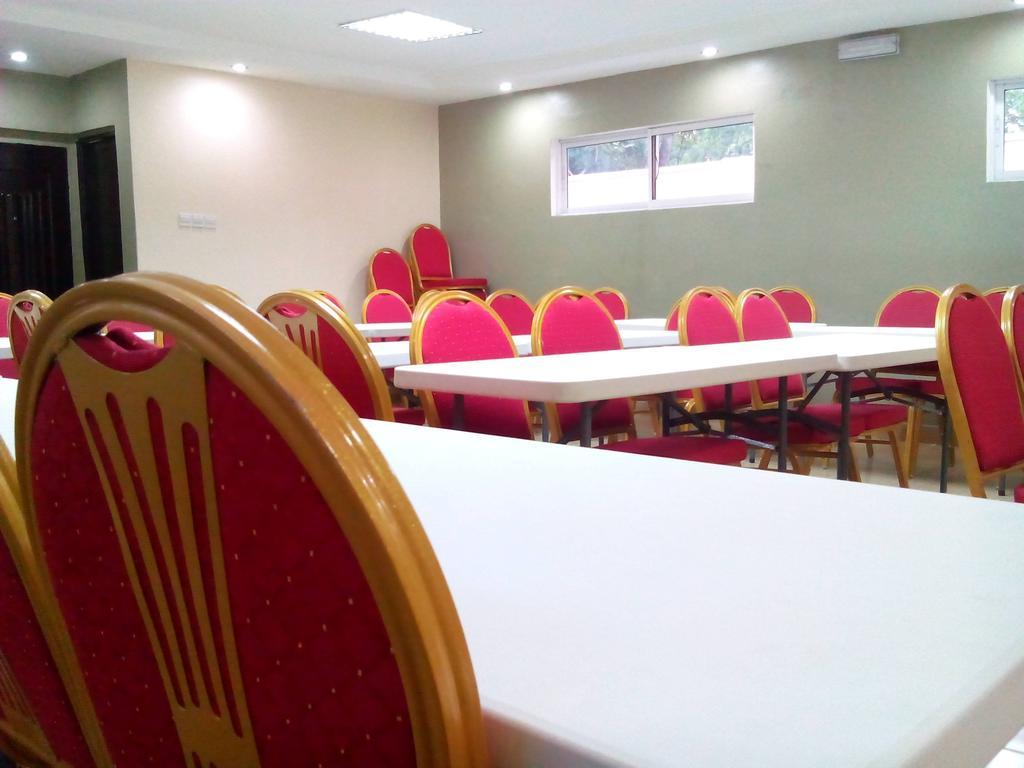 Downtown Royal Hotel Ikeja Eksteriør bilde
