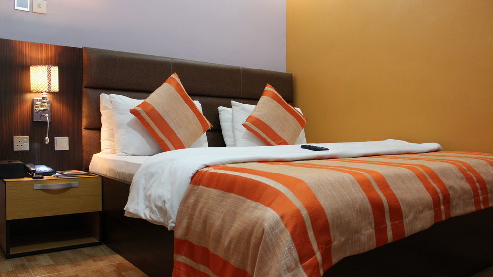 Downtown Royal Hotel Ikeja Eksteriør bilde