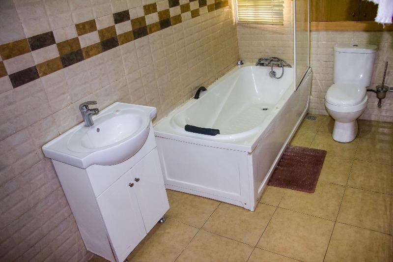 Downtown Royal Hotel Ikeja Eksteriør bilde